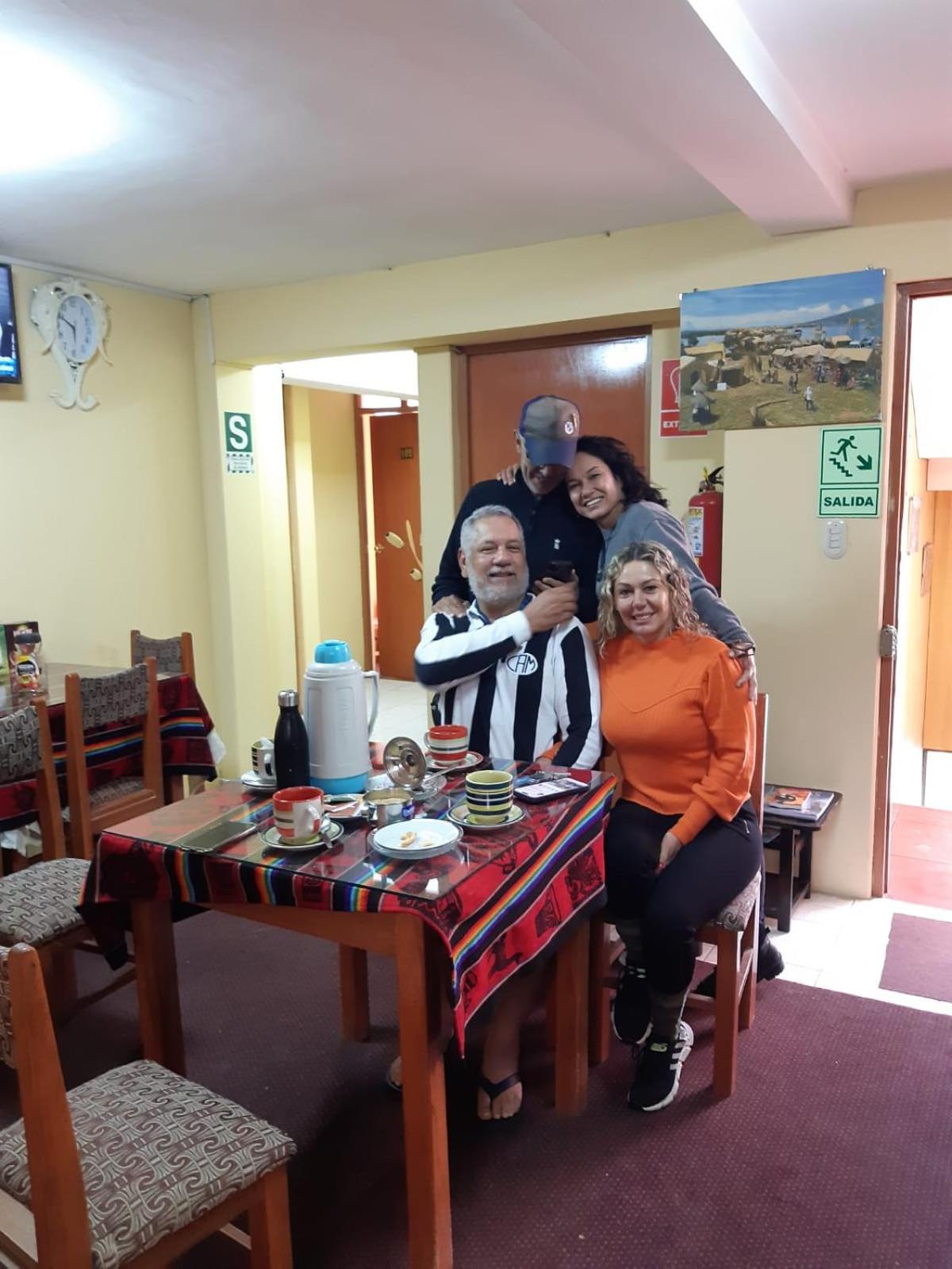 Hostal Vista Al Lago Titicaca Puno Eksteriør billede