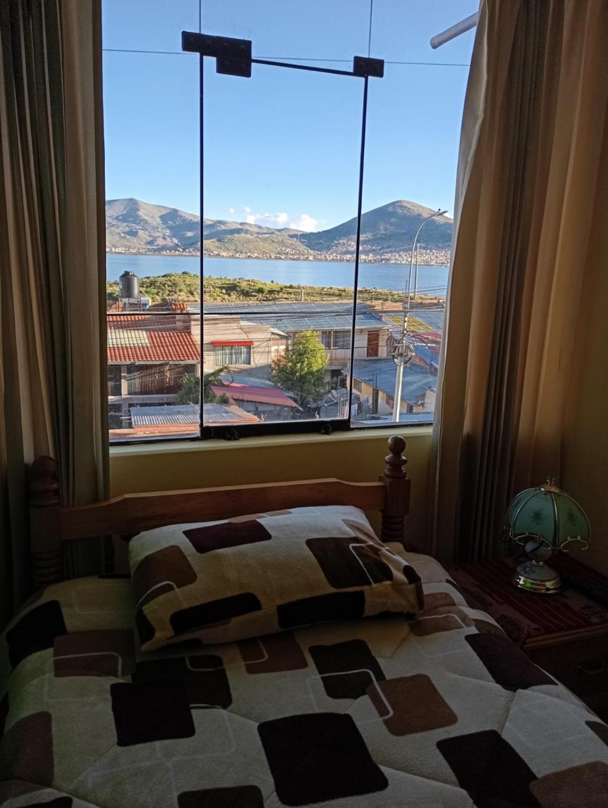 Hostal Vista Al Lago Titicaca Puno Eksteriør billede